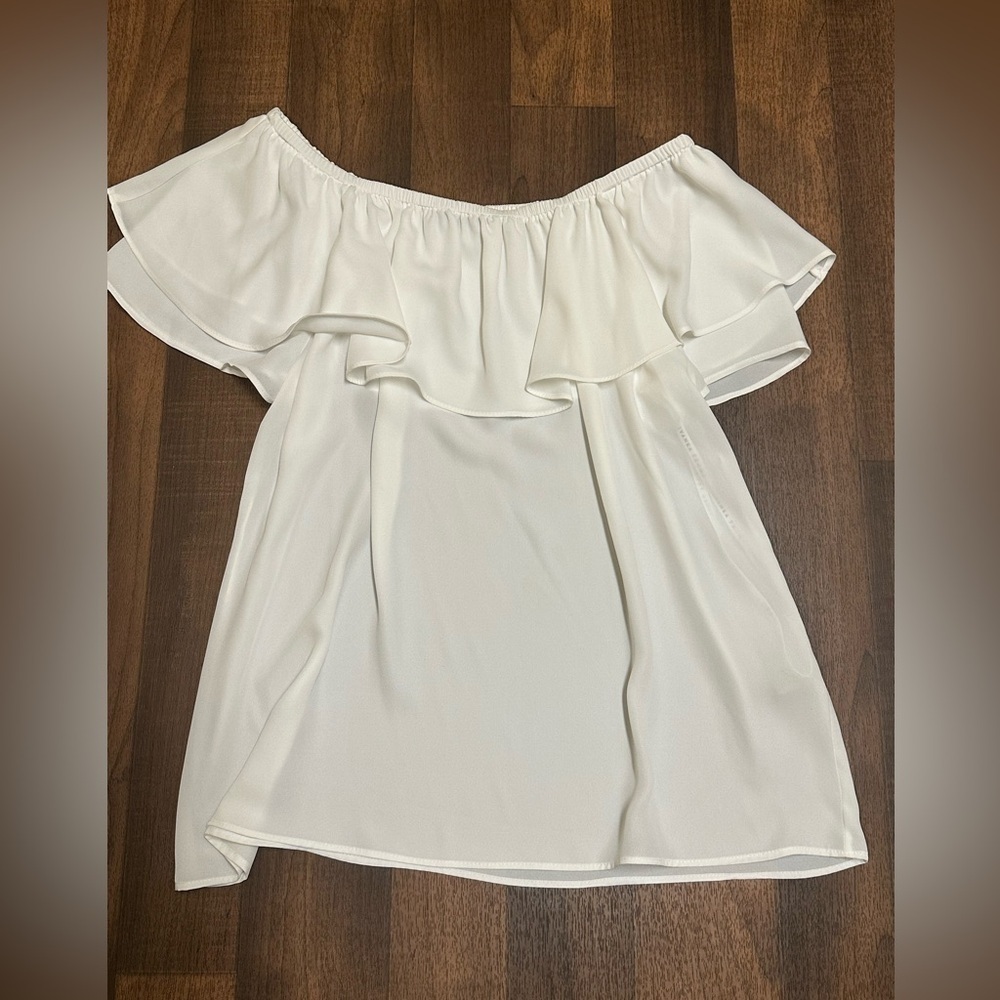 Ivanka Trump Cream Ruffled Off-Shoulder Blouse - Picture 2 of 9